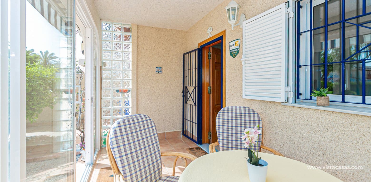 Casa de 2 habitaciones en Playa Flamenca en venta - 270.000 € (Ref: 9892688)