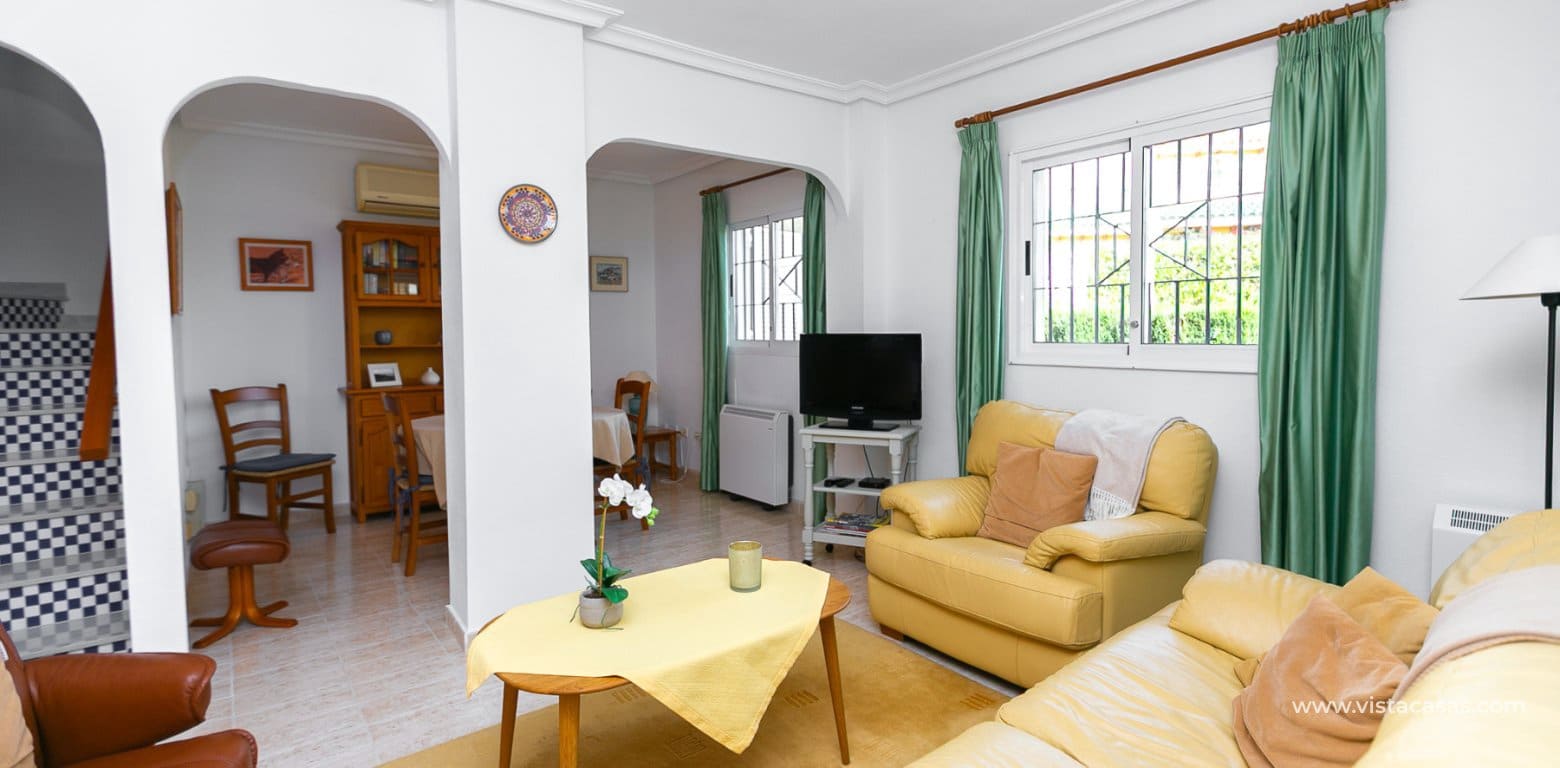 Casa de 2 habitaciones en Playa Flamenca en venta - 270.000 € (Ref: 9892688)