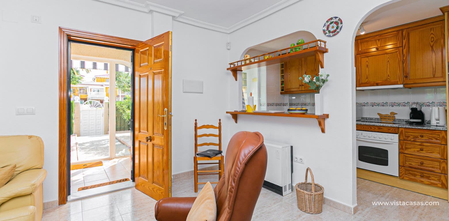 Casa de 2 habitaciones en Playa Flamenca en venta - 270.000 € (Ref: 9892688)