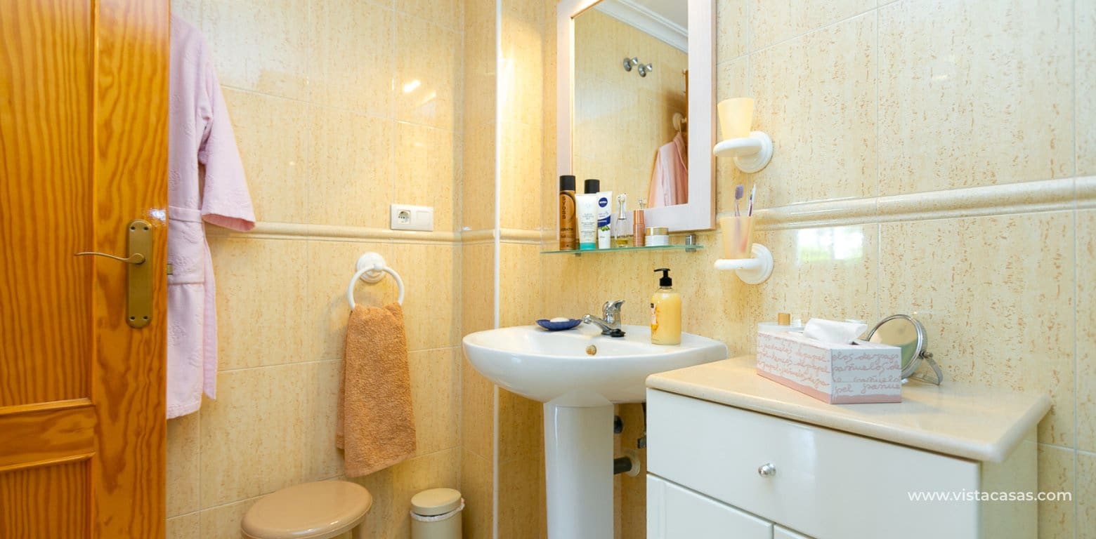 Casa de 2 habitaciones en Playa Flamenca en venta - 270.000 € (Ref: 9892688)
