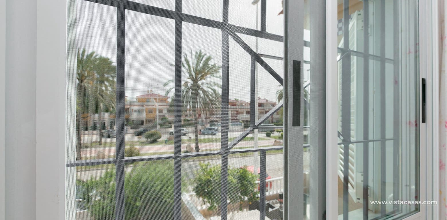 Casa de 2 habitaciones en Playa Flamenca en venta - 270.000 € (Ref: 9892688)