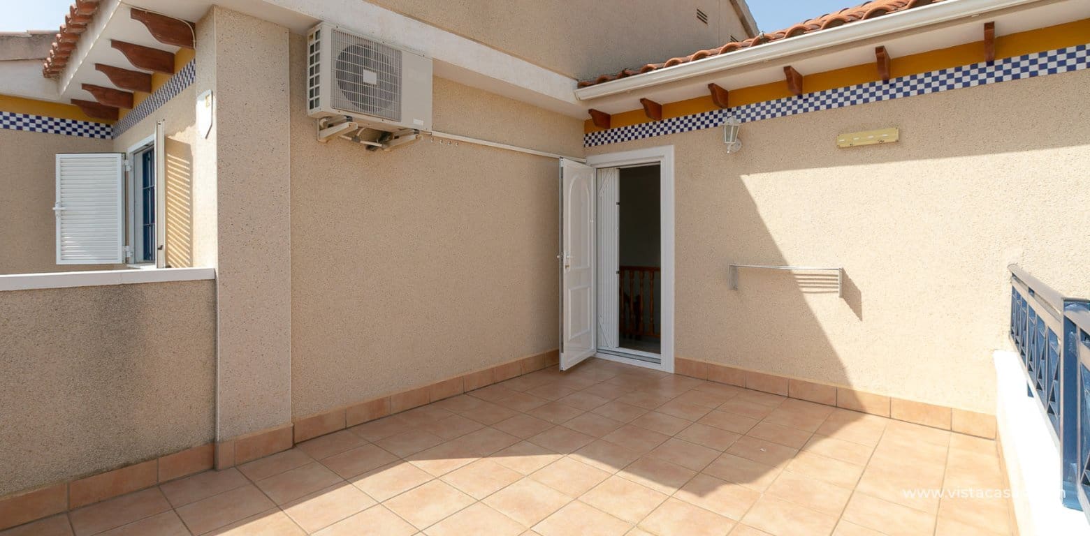 Casa de 2 habitaciones en Playa Flamenca en venta - 270.000 € (Ref: 9892688)