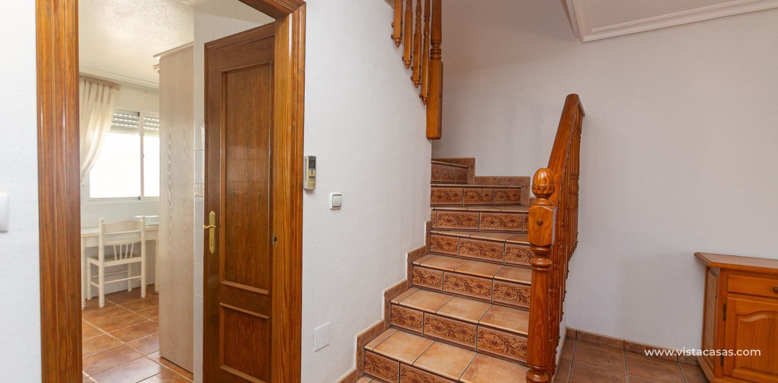 Casa de 2 habitaciones en La Zenia en venta - 235.000 € (Ref: 9892690)
