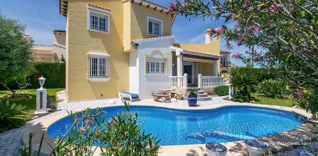 3 soverom Villa til salgs i Villamartin, Orihuela - € 530 000 (Ref: 9892691)