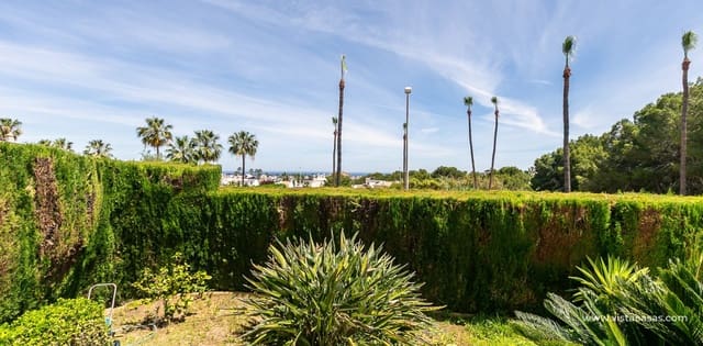 3 soverom Villa til salgs i Villamartin, Orihuela - € 530 000 (Ref: 9892691)