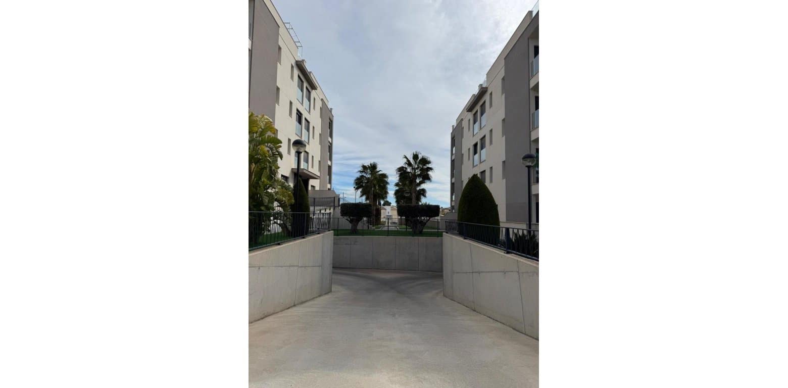 2 soveværelse Lejlighed til salg i Villamartin - € 229.000 (Ref: 9892692)