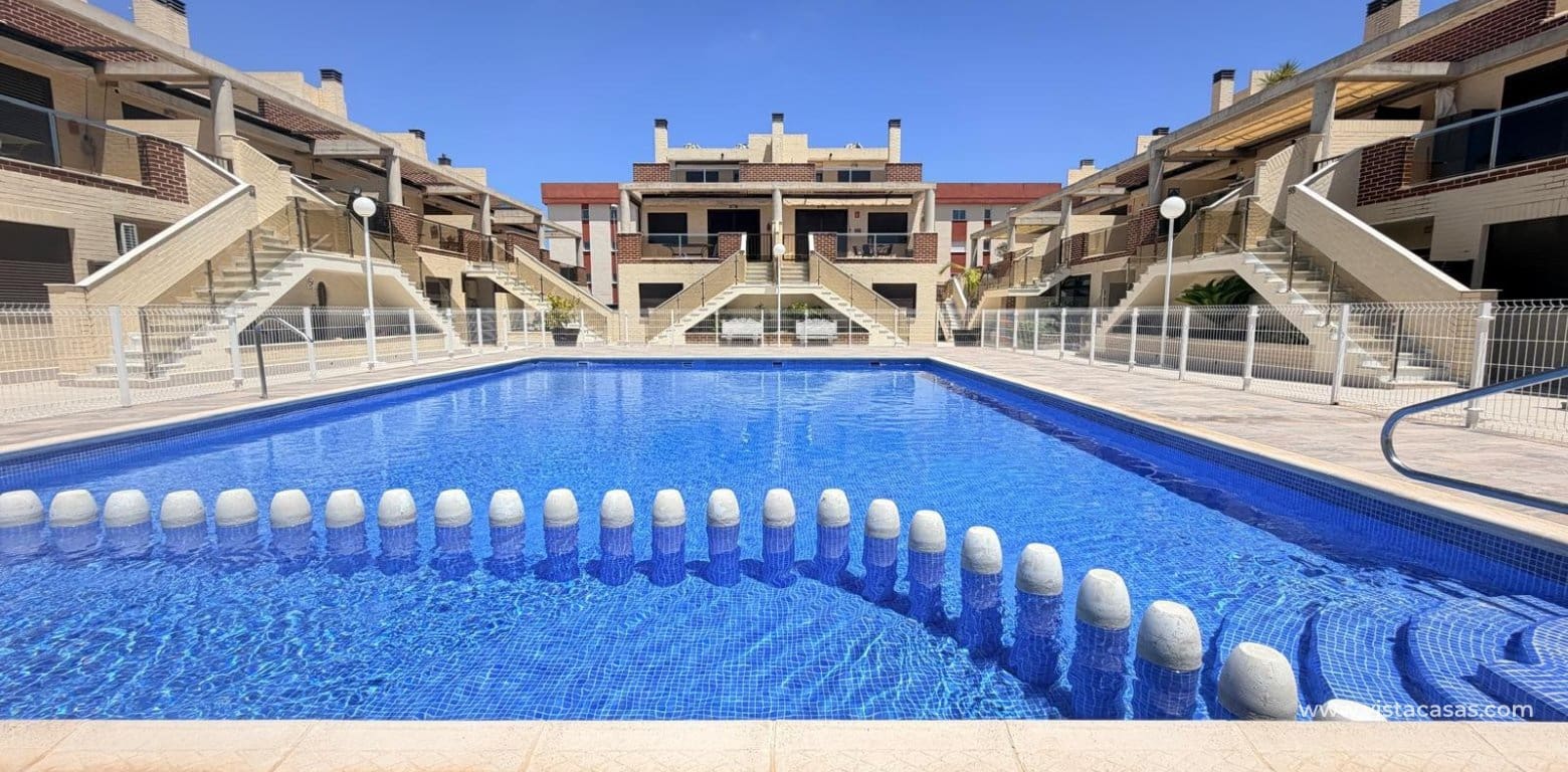 3 makuuhuone Huoneisto myytävänä paikassa Cabo Roig - 215 000 € (Ref: 9892693)