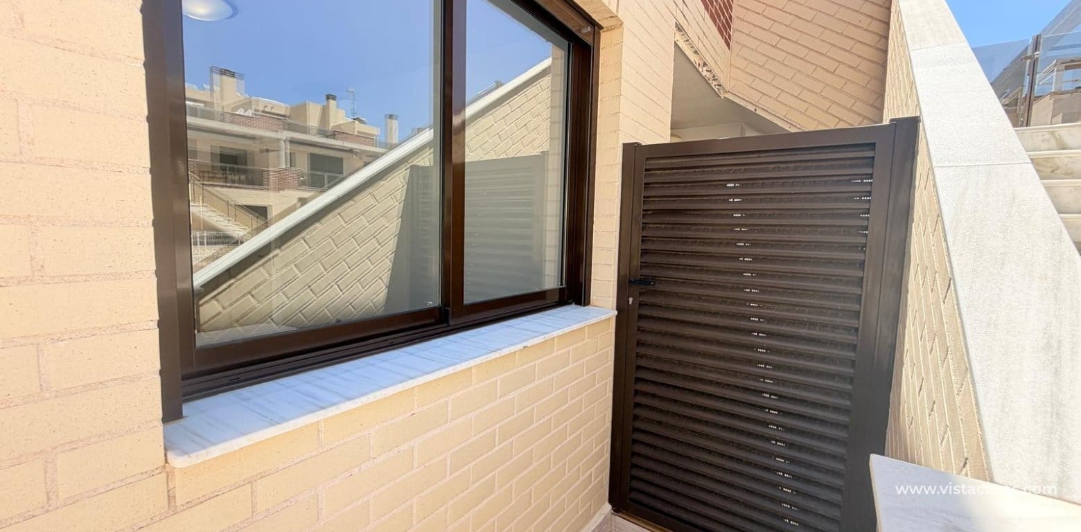 3 makuuhuone Huoneisto myytävänä paikassa Cabo Roig - 215 000 € (Ref: 9892693)