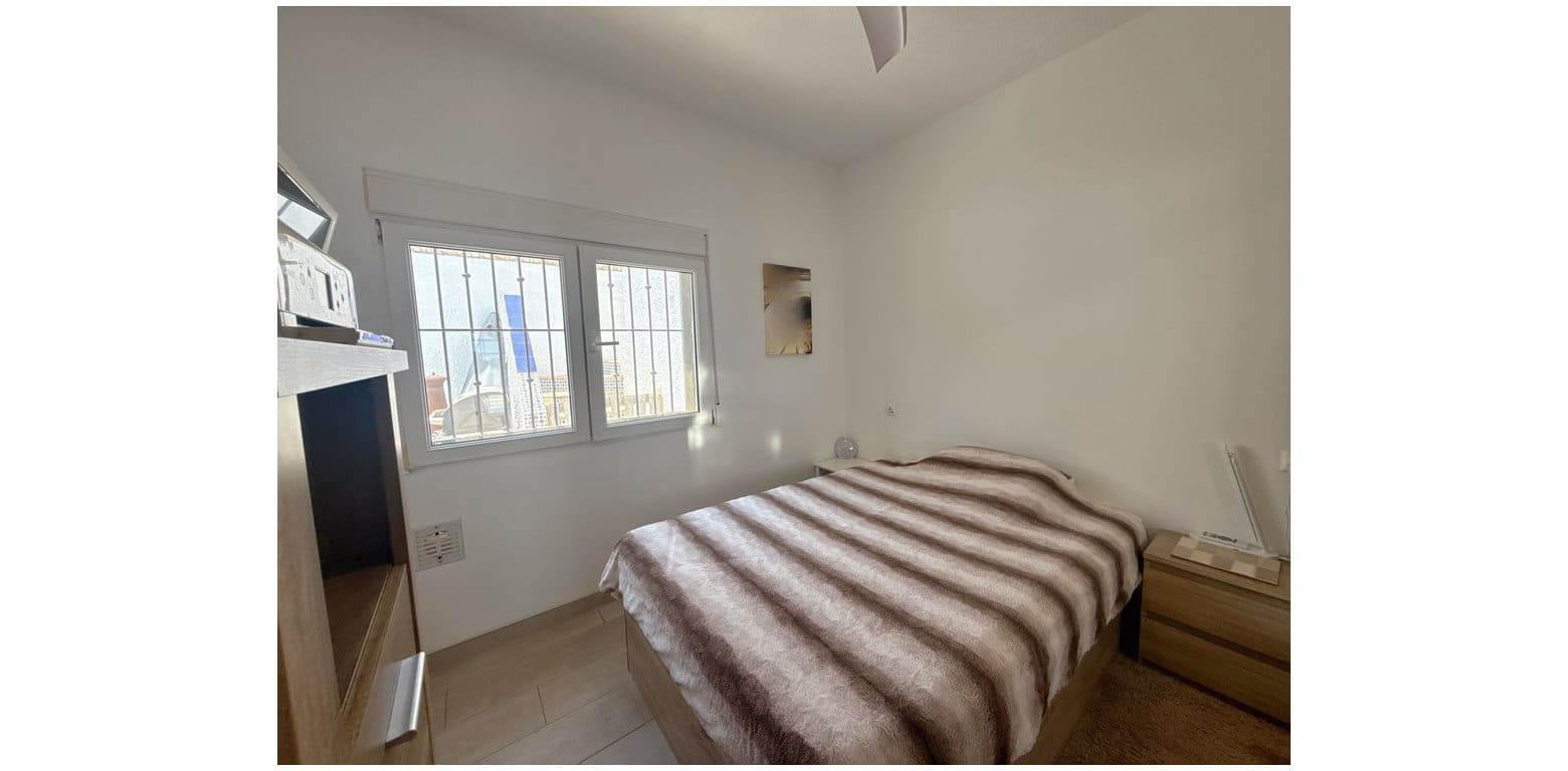 2 bedroom Bungalow for sale in Villamartin - € 209,950 (Ref: 9892695)