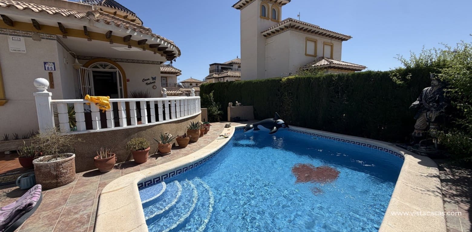 4 slaapkamer Villa te koop in Villamartin - € 399.995 (Ref: 9894887)