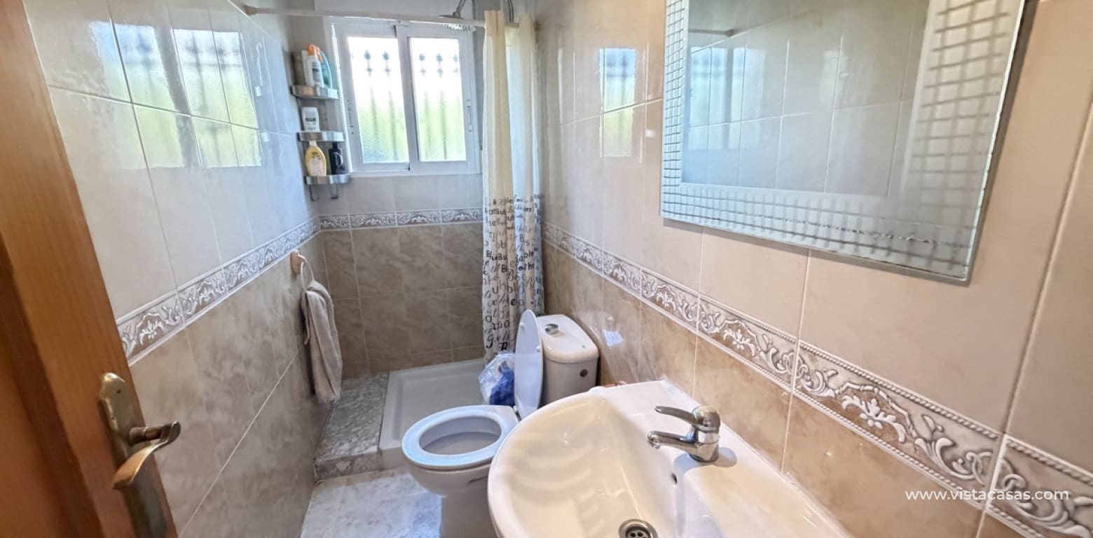 4 slaapkamer Villa te koop in Villamartin - € 399.995 (Ref: 9894887)
