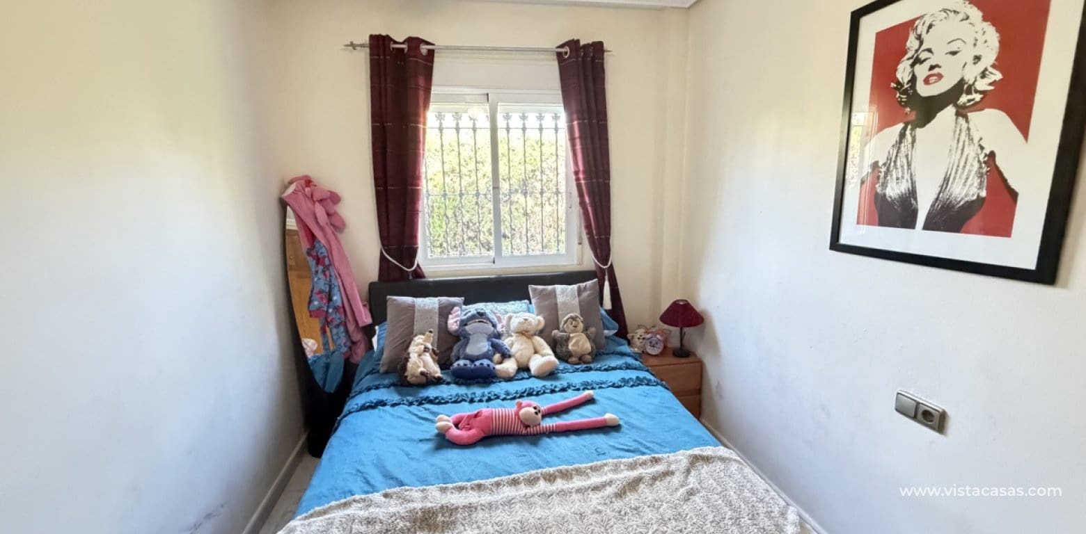 4 slaapkamer Villa te koop in Villamartin - € 399.995 (Ref: 9894887)