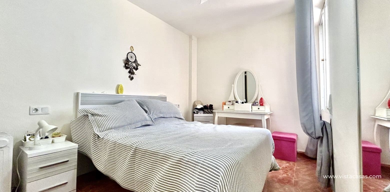 2 soveværelse Lejlighed til salg i La Zenia - € 190.900 (Ref: 9904943)