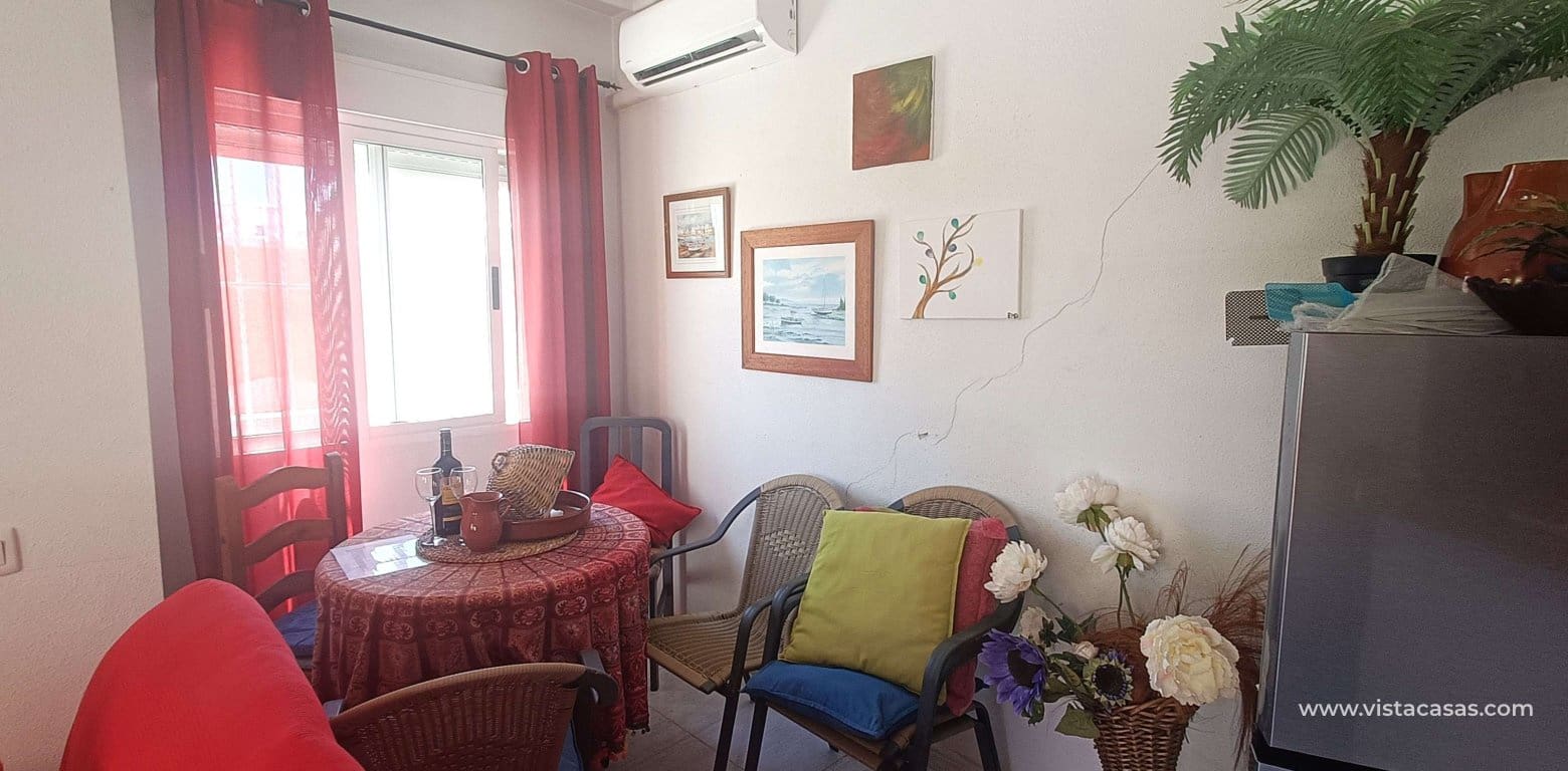 2 bedroom Townhouse for sale in Villamartin - € 165,000 (Ref: 9918616)
