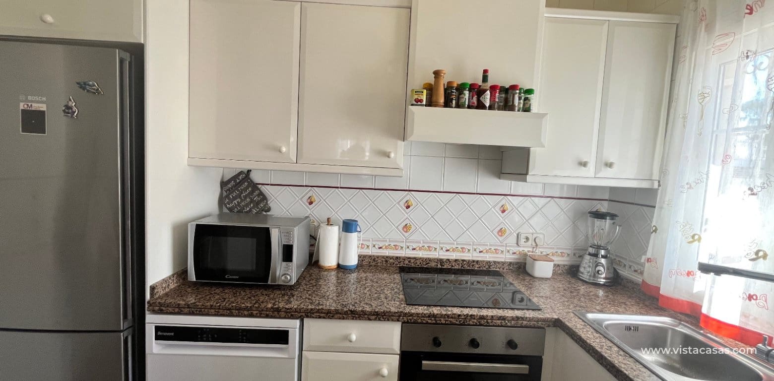 3 makuuhuone Omakotitalo myytävänä paikassa Playa Flamenca - 259 995 € (Ref: 9918617)