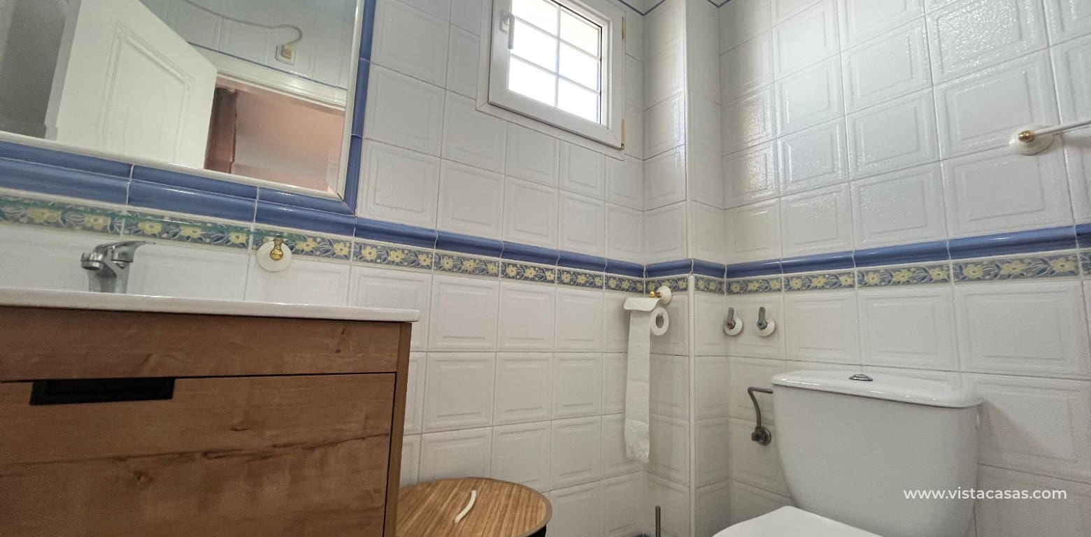 3 makuuhuone Omakotitalo myytävänä paikassa Playa Flamenca - 259 995 € (Ref: 9918617)