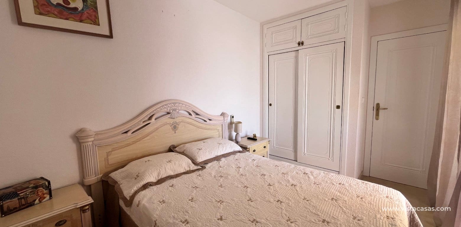 3 makuuhuone Omakotitalo myytävänä paikassa Playa Flamenca - 259 995 € (Ref: 9918617)