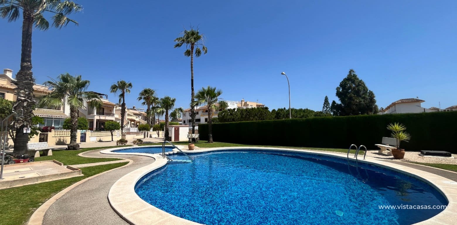 3 makuuhuone Omakotitalo myytävänä paikassa Playa Flamenca - 259 995 € (Ref: 9918617)