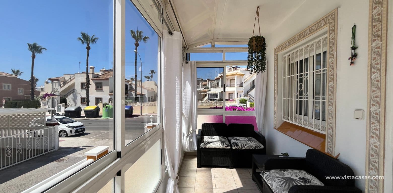 3 makuuhuone Omakotitalo myytävänä paikassa Playa Flamenca - 259 995 € (Ref: 9918617)
