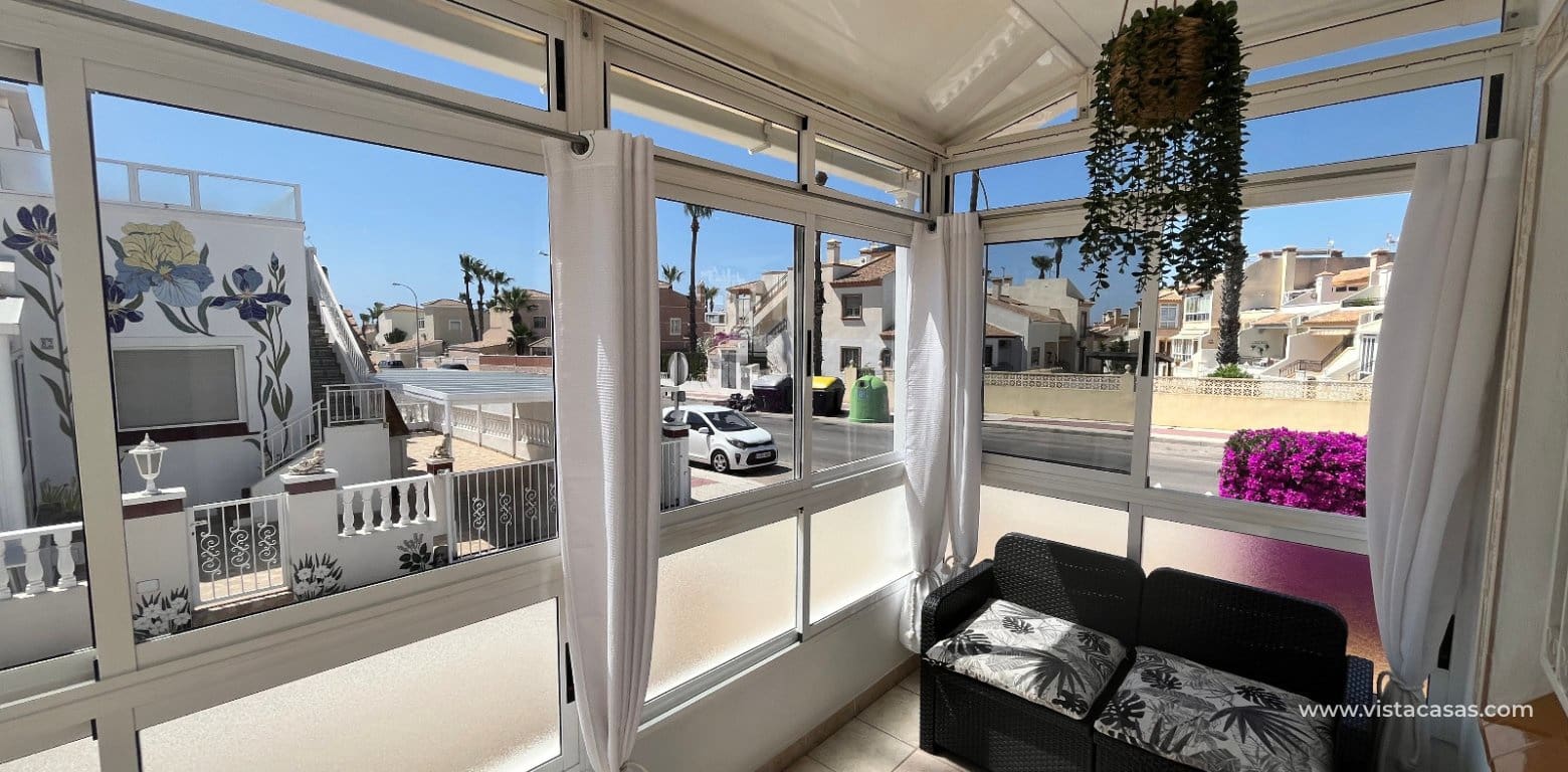 3 makuuhuone Omakotitalo myytävänä paikassa Playa Flamenca - 259 995 € (Ref: 9918617)