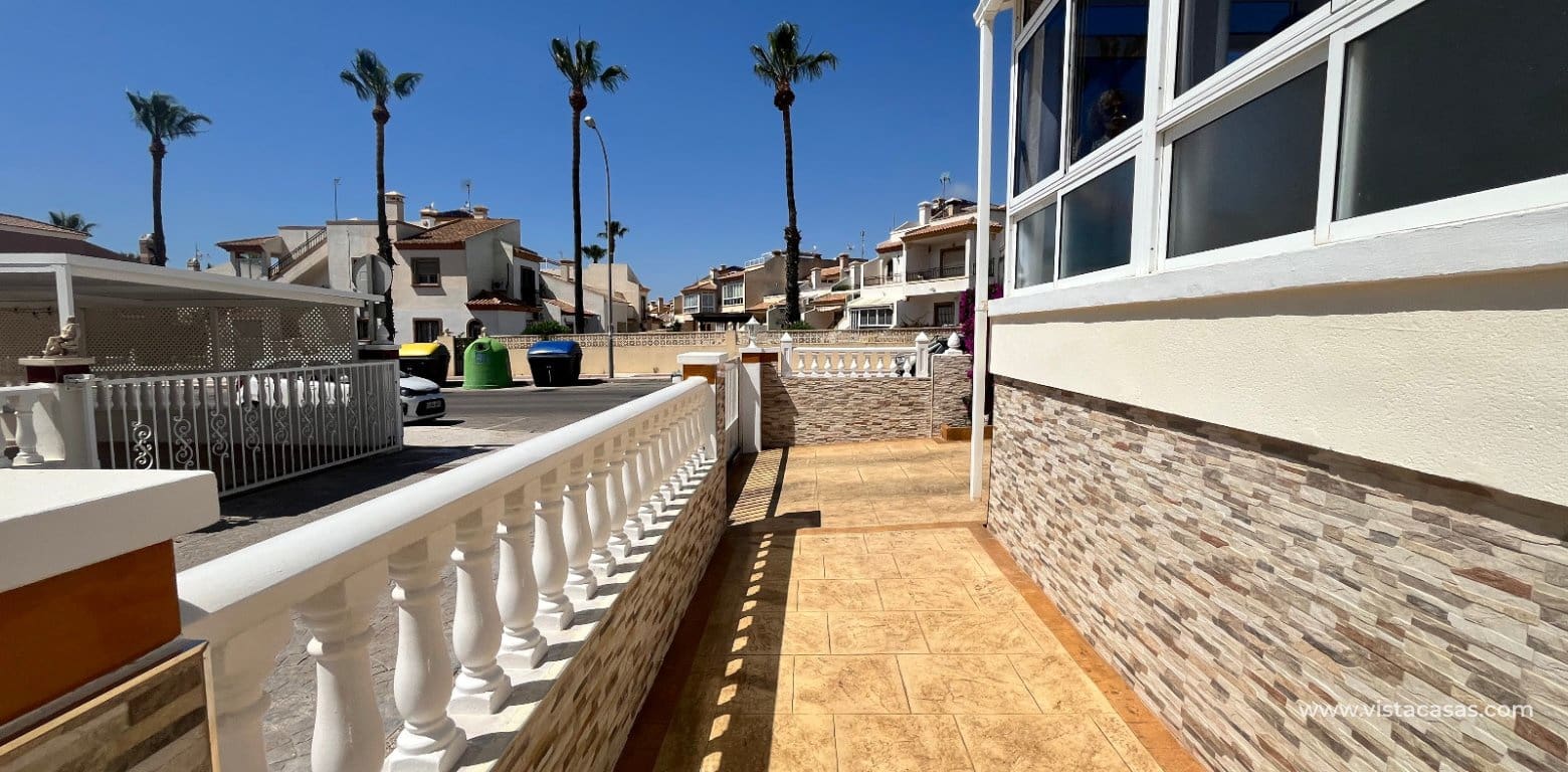 3 makuuhuone Omakotitalo myytävänä paikassa Playa Flamenca - 259 995 € (Ref: 9918617)