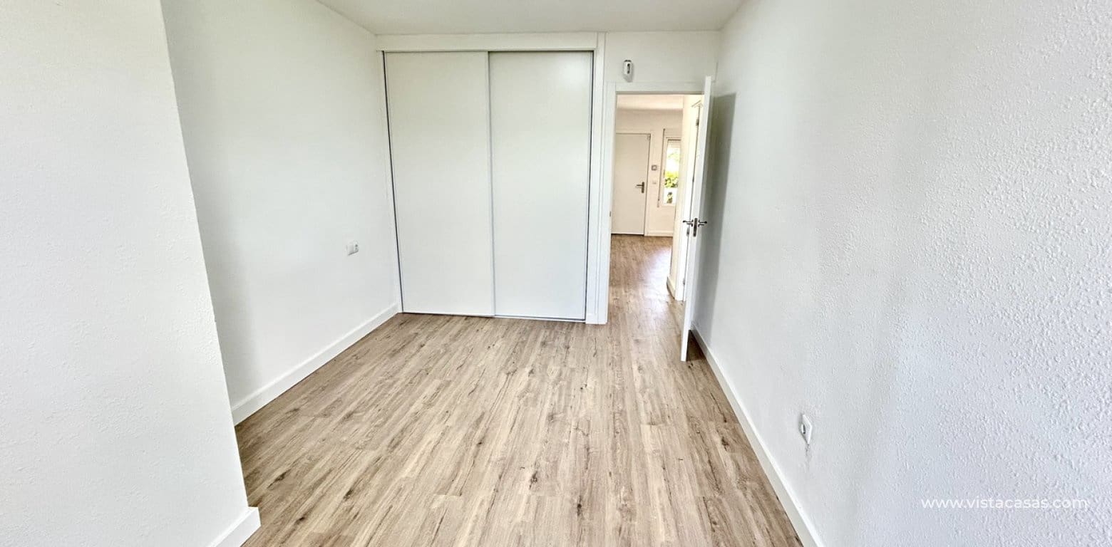 2 soverom Leilighet til salgs i Villamartin - € 199 000 (Ref: 9918619)