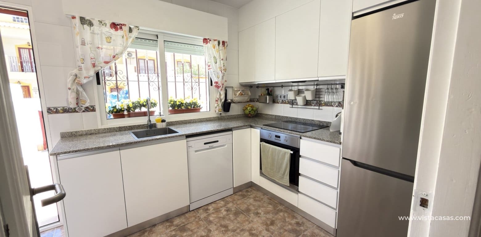 3 slaapkamer Huis te koop in La Zenia - € 229.950 (Ref: 9918620)