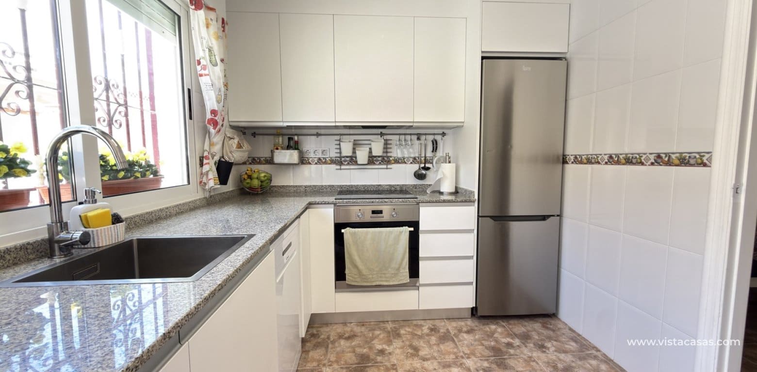 3 slaapkamer Huis te koop in La Zenia - € 229.950 (Ref: 9918620)