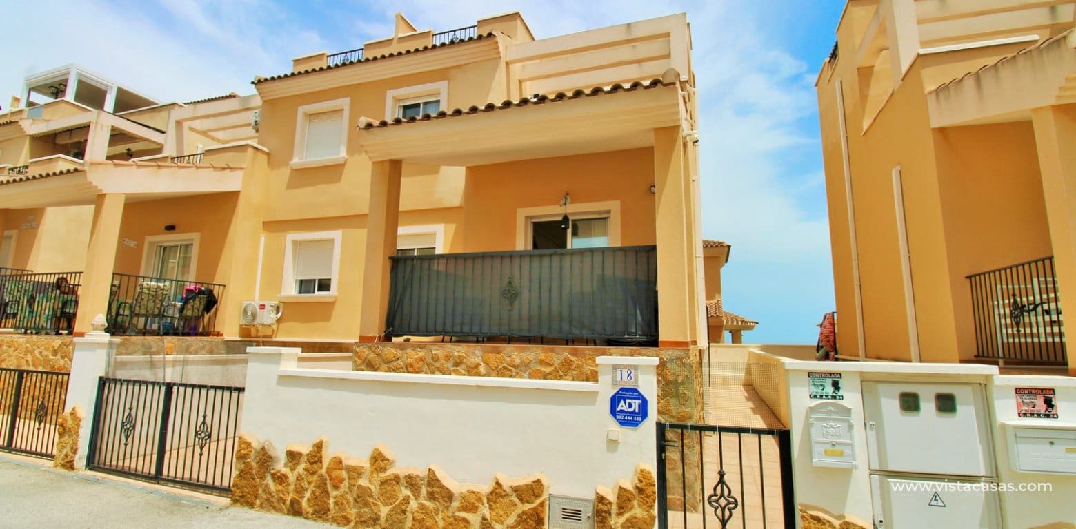 3 bedroom Townhouse for sale in San Miguel de Salinas with pool - € 209,990 (Ref: 9921480)