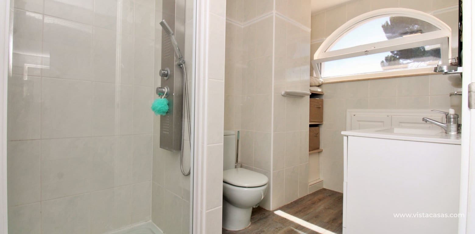 3 Zimmer Villa zu verkaufen in Villamartin mit Pool - 424.900 € (Ref: 9923088)