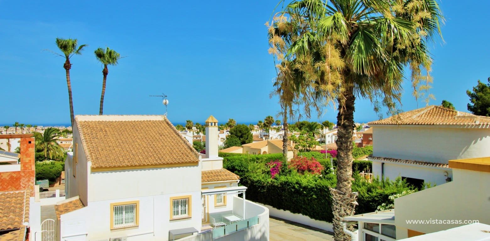 3 Zimmer Villa zu verkaufen in Villamartin mit Pool - 424.900 € (Ref: 9923088)