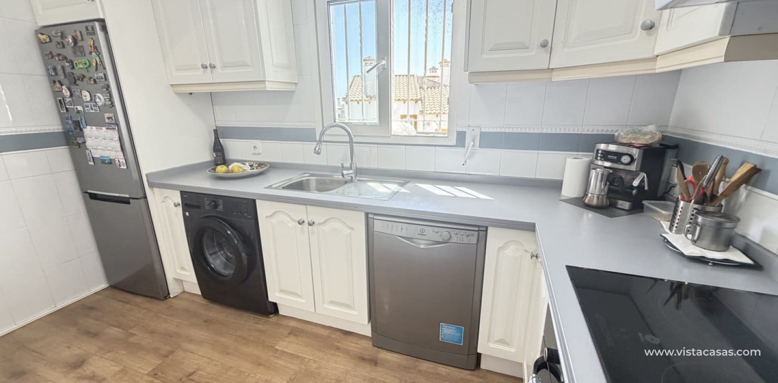 3 bedroom Villa for sale in Villamartin - € 419,995 (Ref: 9928069)