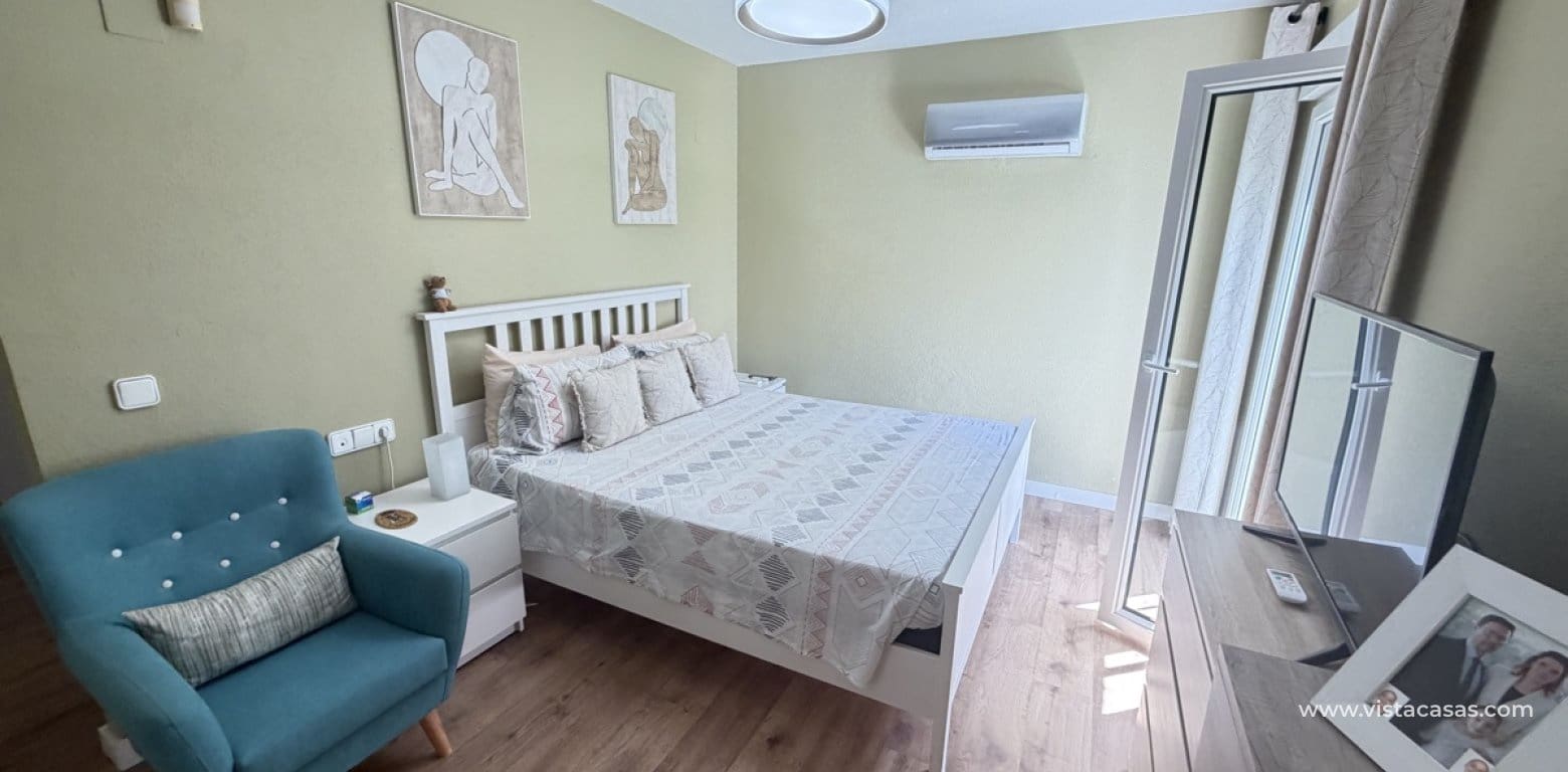 3 bedroom Villa for sale in Villamartin - € 419,995 (Ref: 9928069)