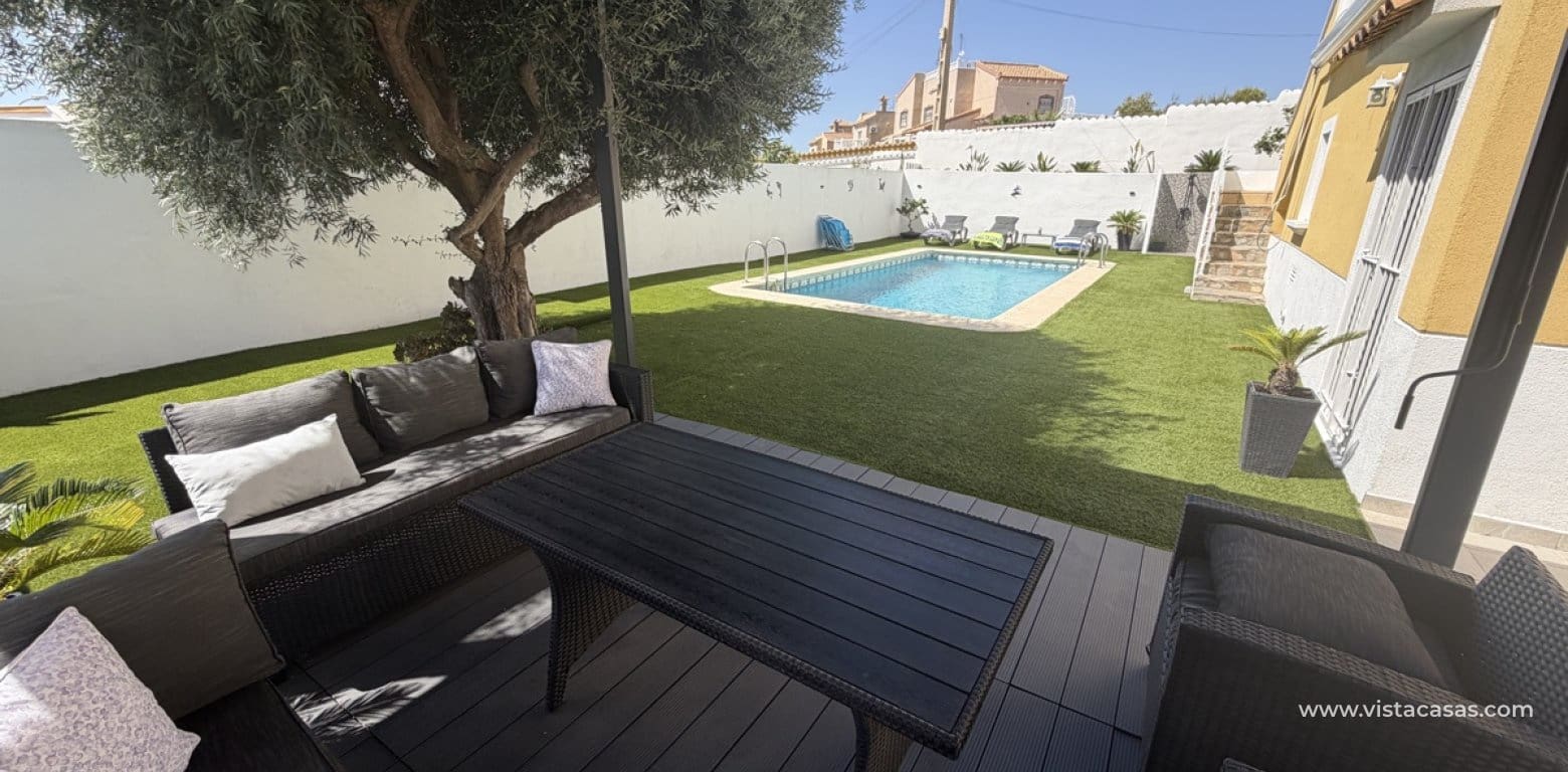 3 bedroom Villa for sale in Villamartin - € 419,995 (Ref: 9928069)