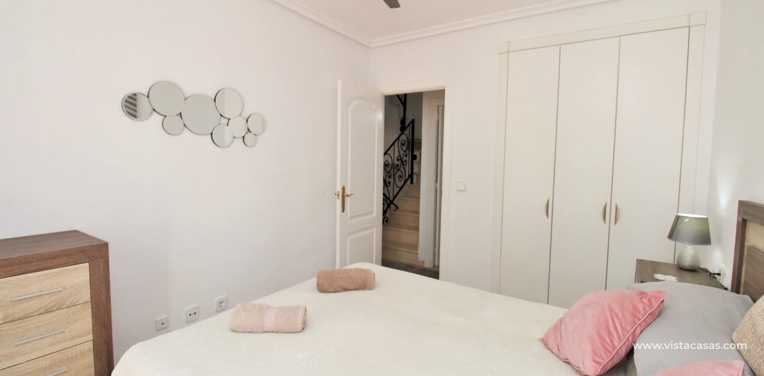 2 soverom Hus til salgs i Villamartin med svømmebasseng - € 245 000 (Ref: 9928480)