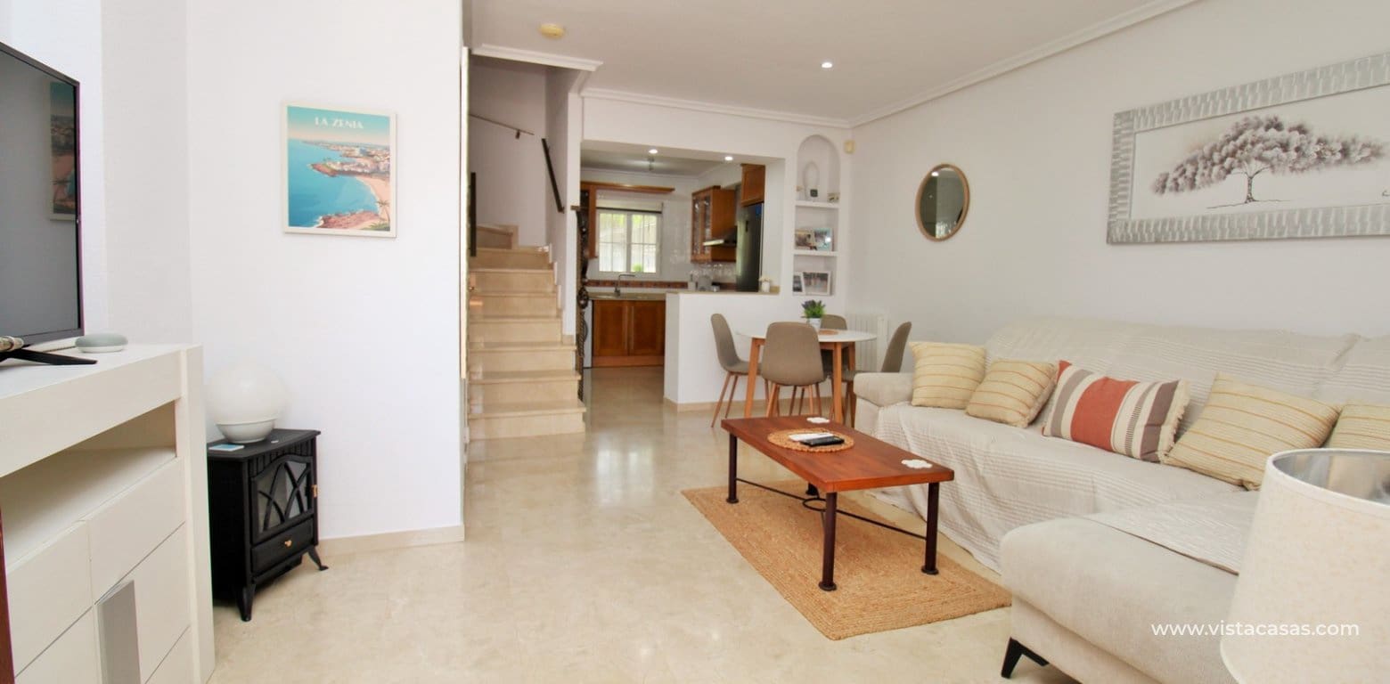 2 soverom Hus til salgs i Villamartin med svømmebasseng - € 245 000 (Ref: 9928480)