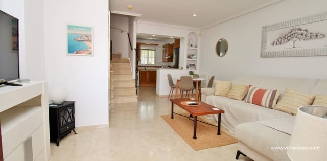 2 soverom Hus til salgs i Villamartin, Orihuela med svømmebasseng - € 245 000 (Ref: 9928480)