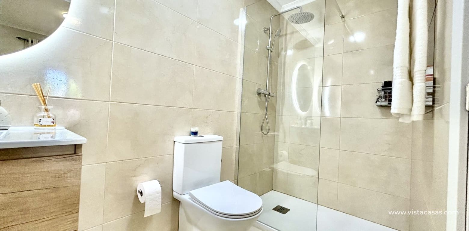 2 soveværelse Lejlighed til salg i Villamartin - € 199.000 (Ref: 9929890)