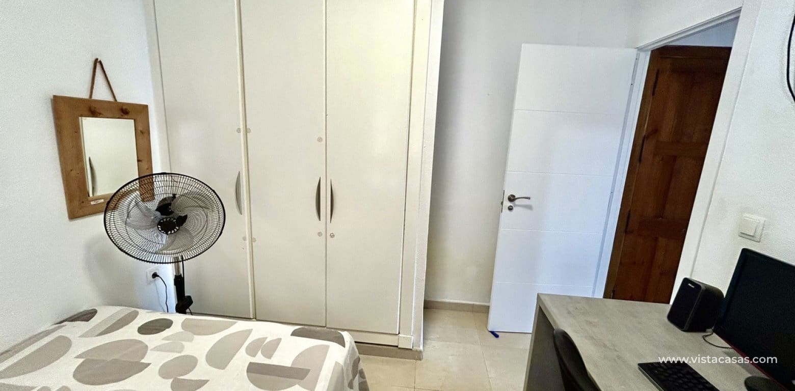 2 soveværelse Lejlighed til salg i Villamartin - € 199.000 (Ref: 9929890)