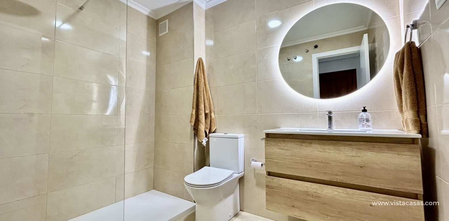 2 soveværelse Lejlighed til salg i Villamartin - € 199.000 (Ref: 9929890)