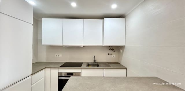 2 soverom Leilighet til salgs i Villamartin, Orihuela med svømmebasseng garasje - € 189 000 (Ref: 9929890)