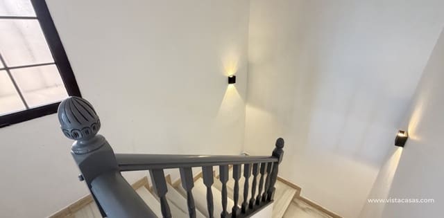 3 chambre Villa/Maison à vendre à Villamartin, Orihuela avec piscine - 218 000 € (Ref: 9932061)