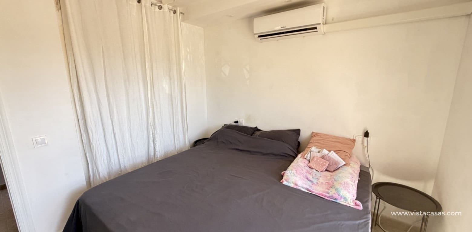 3 soveværelse Villa til salg i Villamartin - € 229.000 (Ref: 9932061)