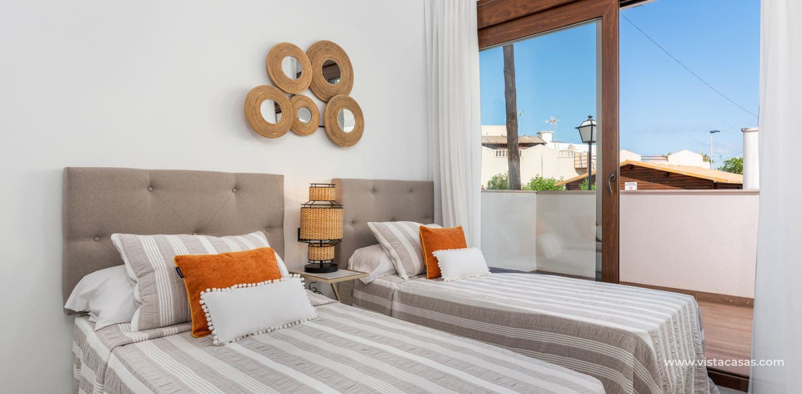 3 makuuhuone Huoneisto myytävänä paikassa Torrevieja - 320 000 € (Ref: 9934954)
