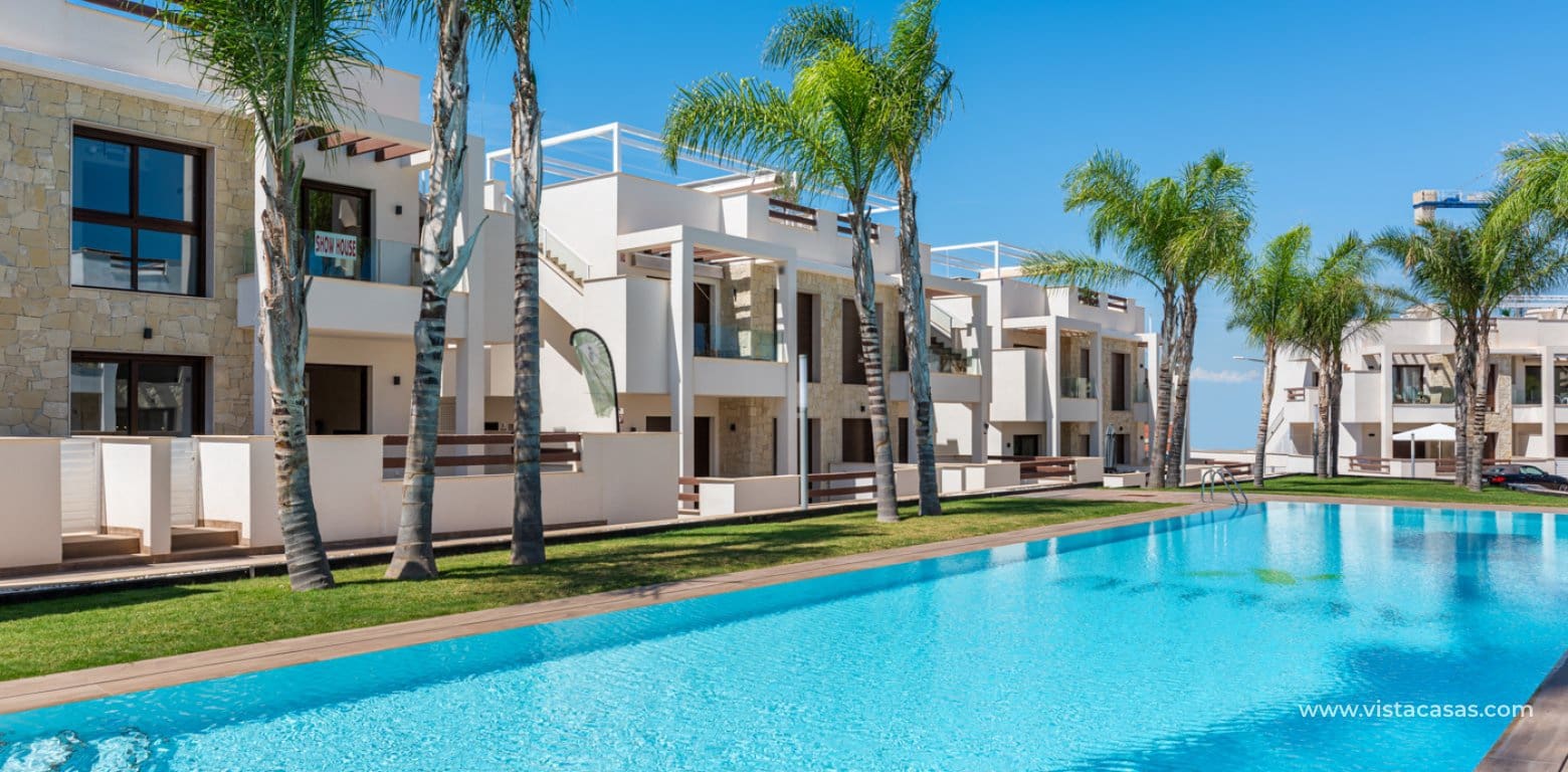 3 makuuhuone Huoneisto myytävänä paikassa Torrevieja - 320 000 € (Ref: 9934954)