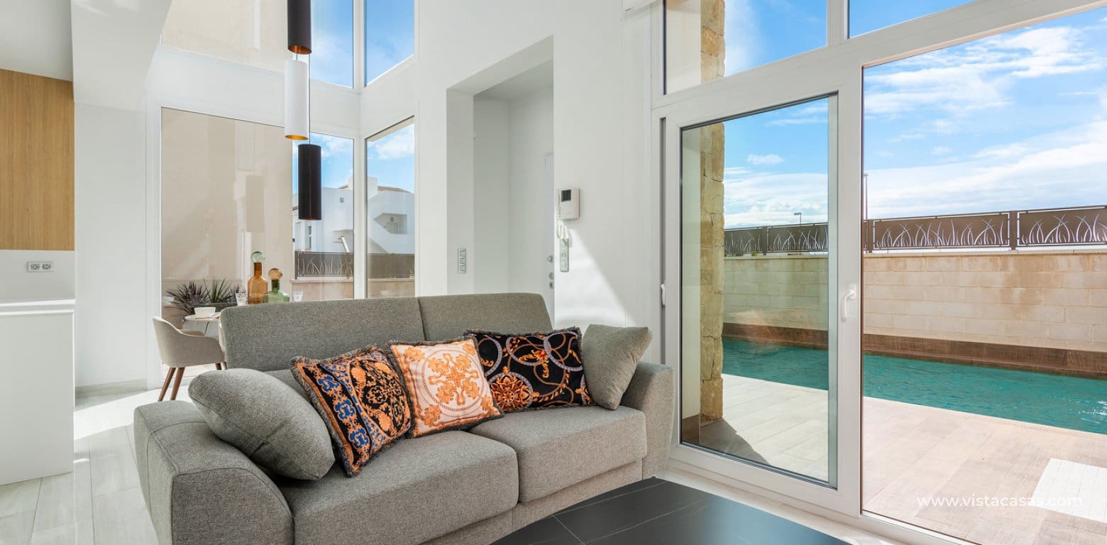 3 slaapkamer Villa te koop in Ciudad Quesada - € 649.000 (Ref: 9934979)