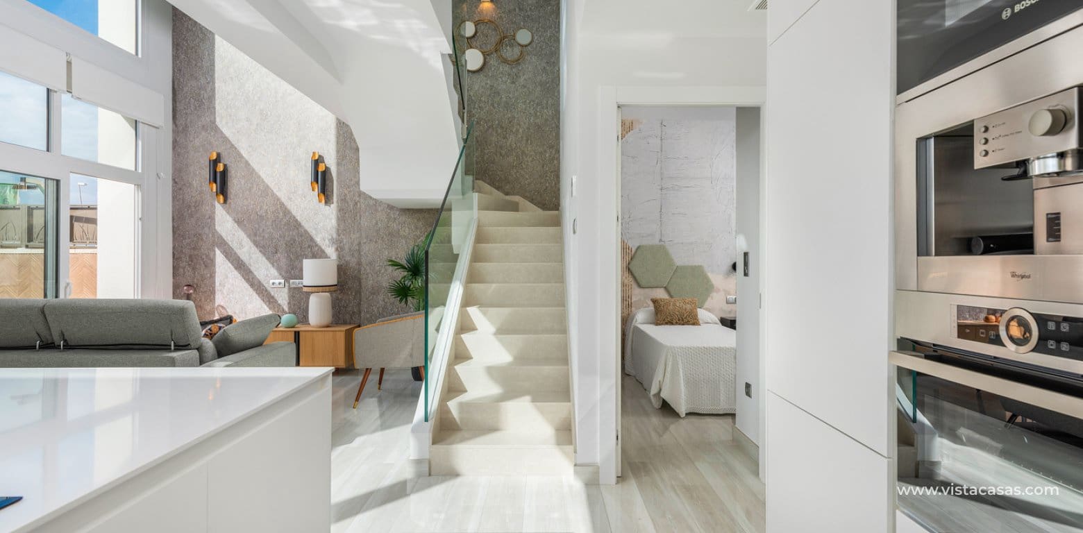 3 slaapkamer Villa te koop in Ciudad Quesada - € 649.000 (Ref: 9934979)