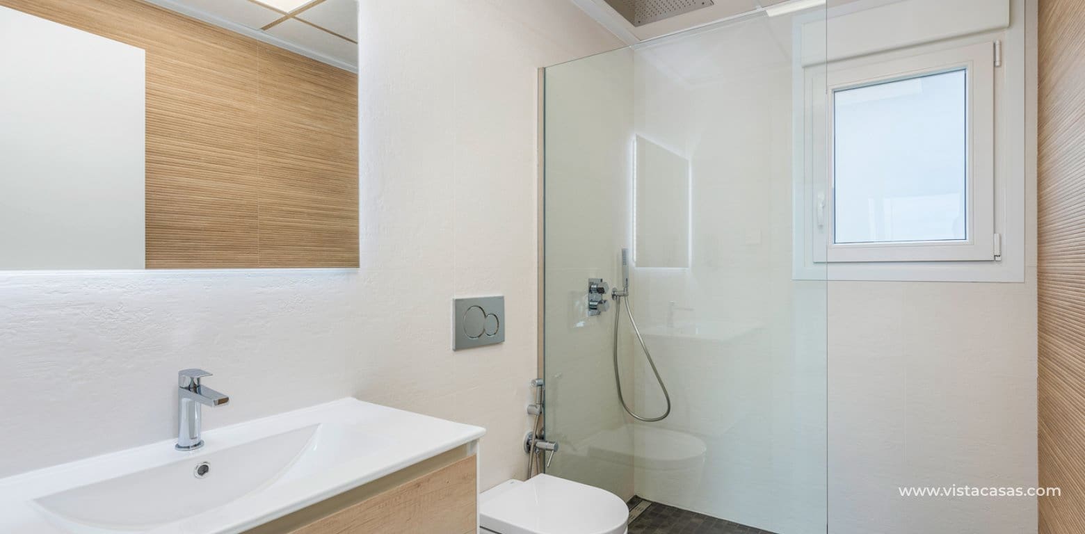 3 slaapkamer Villa te koop in Ciudad Quesada - € 649.000 (Ref: 9934979)