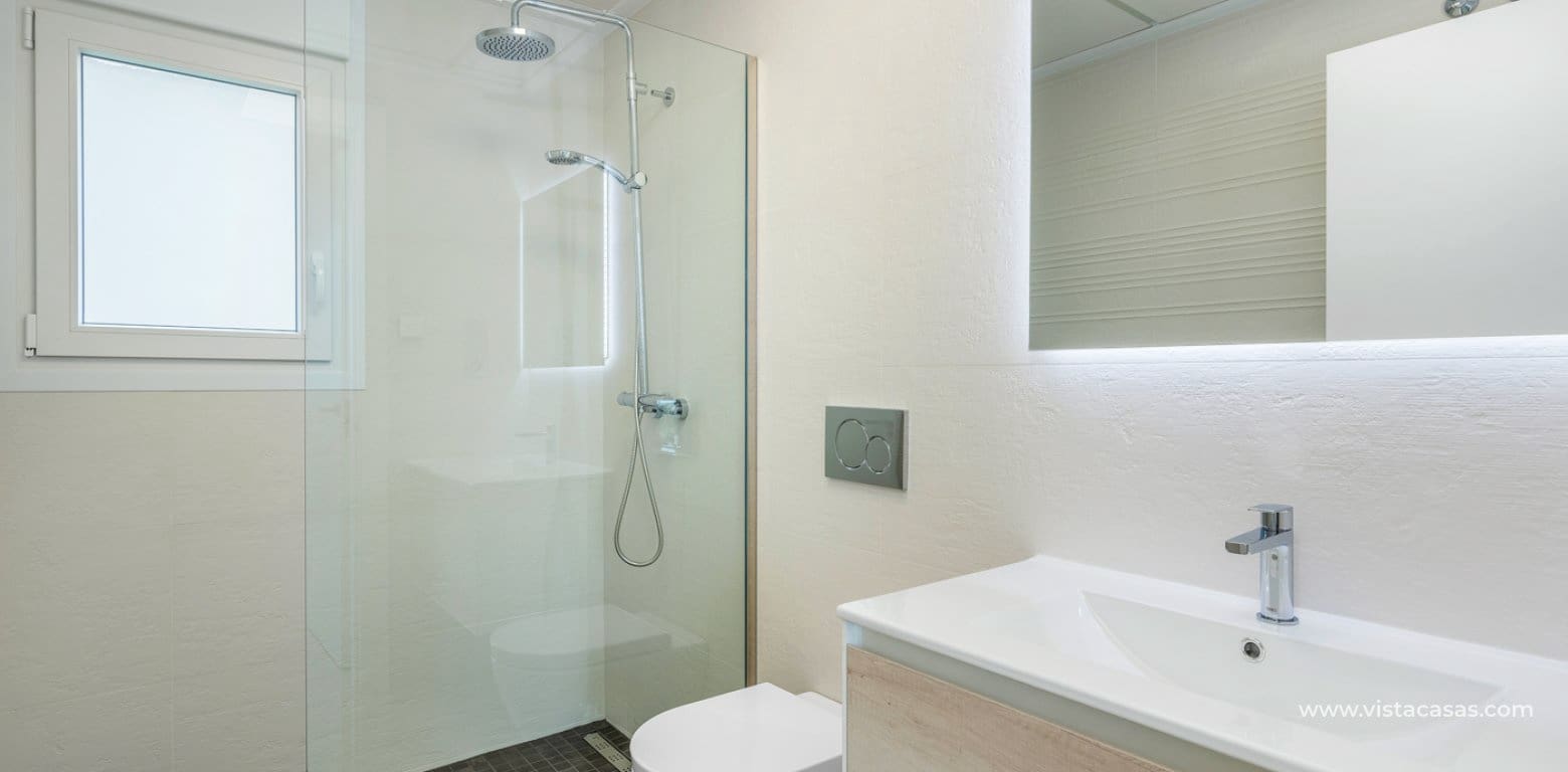 3 slaapkamer Villa te koop in Ciudad Quesada - € 649.000 (Ref: 9934979)