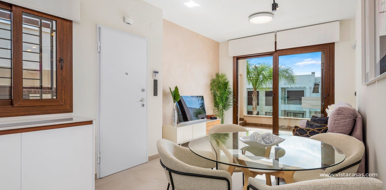 2 sovrum Lägenhet till salu i Torrevieja - 290 000 € (Ref: 9934985)